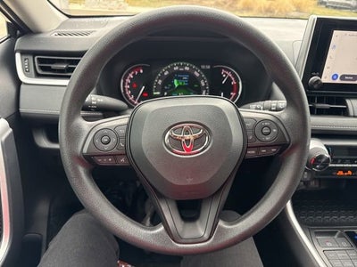 2025 Toyota RAV4 XLE AWD