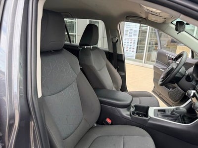 2025 Toyota RAV4 XLE AWD