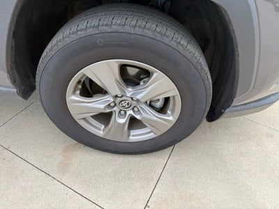 2025 Toyota RAV4 XLE AWD