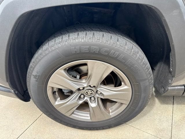 2024 Toyota RAV4 XLE AWD