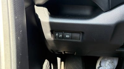 2025 Toyota RAV4 XLE AWD