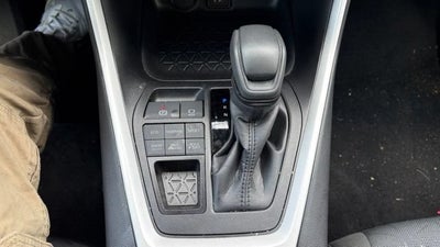 2025 Toyota RAV4 XLE AWD
