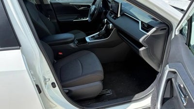2025 Toyota RAV4 XLE AWD