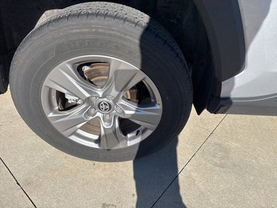 2025 Toyota RAV4 XLE AWD