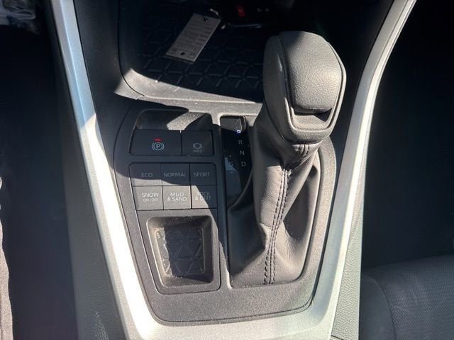 2025 Toyota RAV4 XLE AWD