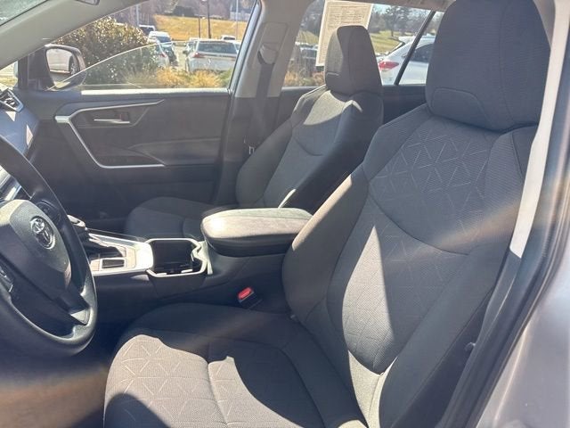 2025 Toyota RAV4 XLE AWD