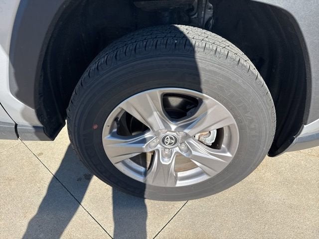 2025 Toyota RAV4 XLE AWD