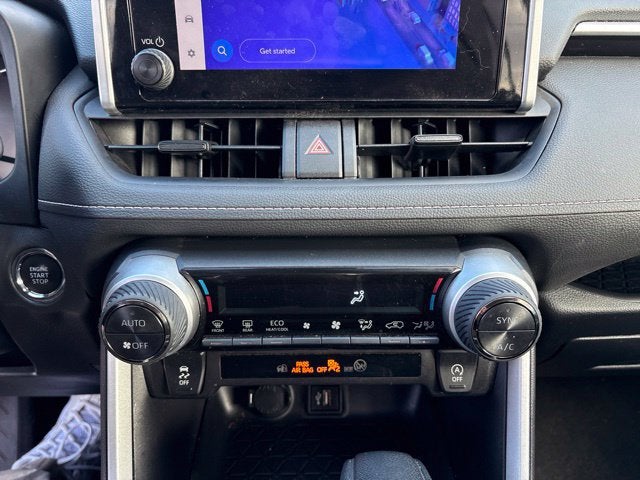 2025 Toyota RAV4 XLE AWD