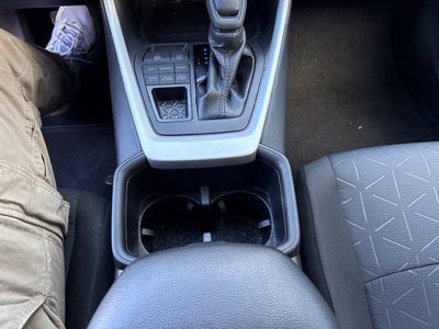 2025 Toyota RAV4 XLE AWD