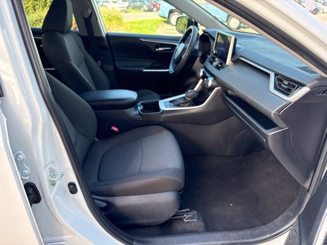 2025 Toyota RAV4 XLE AWD