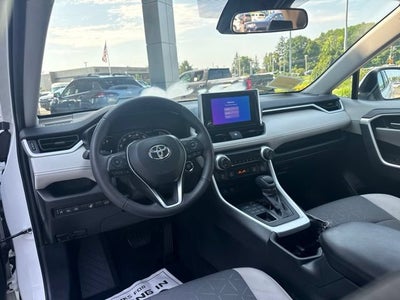 2023 Toyota RAV4 XLE AWD