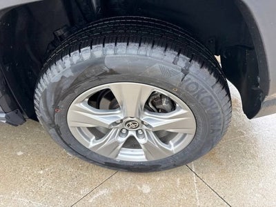 2024 Toyota RAV4 XLE AWD