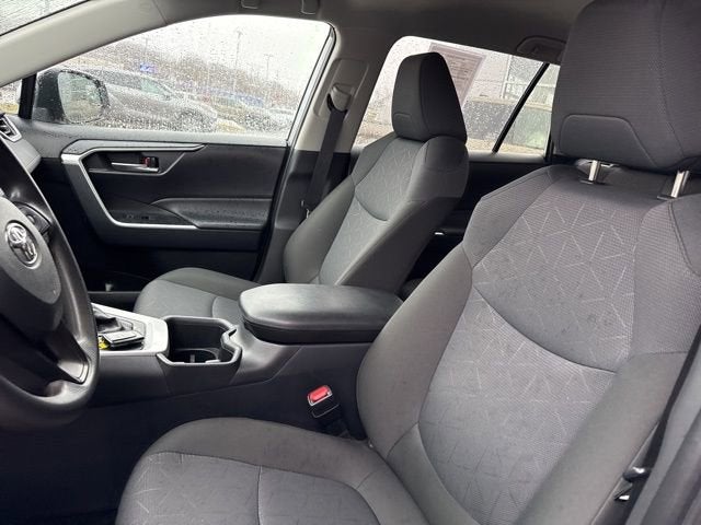 2025 Toyota RAV4 XLE AWD