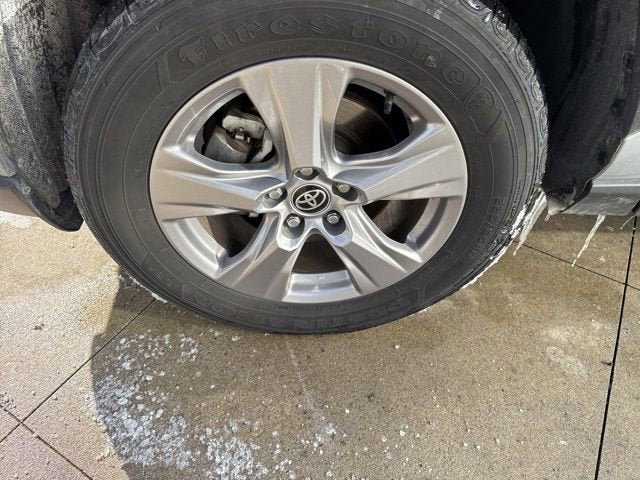 2025 Toyota RAV4 XLE AWD