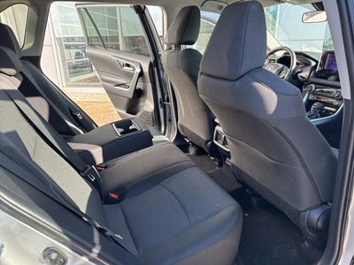 2025 Toyota RAV4 XLE AWD