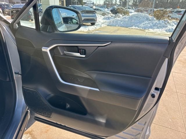 2025 Toyota RAV4 XLE AWD