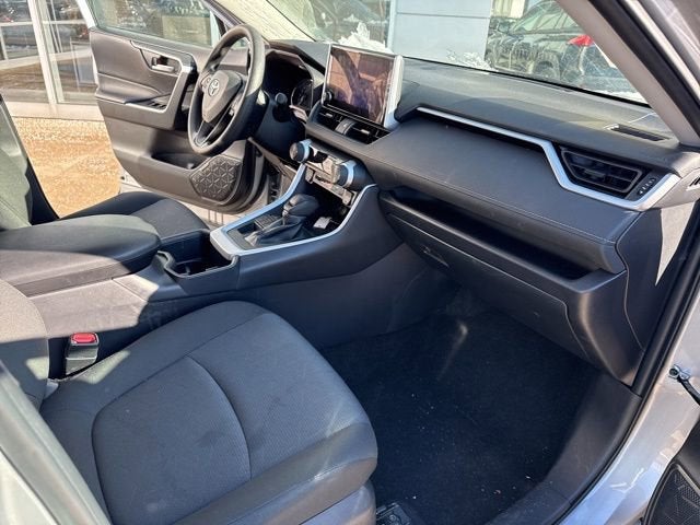 2025 Toyota RAV4 XLE AWD