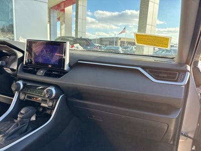 2025 Toyota RAV4 XLE AWD