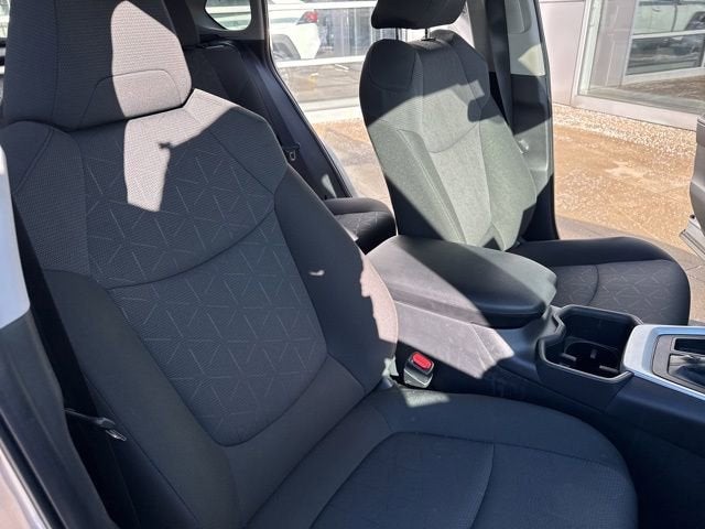 2025 Toyota RAV4 XLE AWD