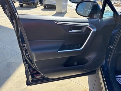 2025 Toyota RAV4 XLE AWD