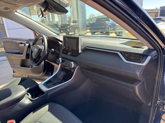 2025 Toyota RAV4 XLE AWD