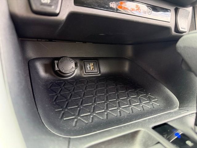 2025 Toyota RAV4 XLE AWD