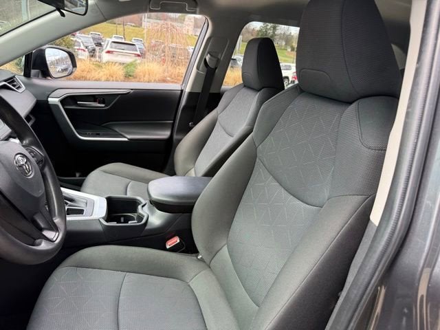 2025 Toyota RAV4 XLE AWD