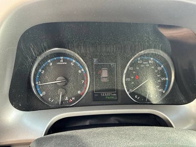 2016 Toyota RAV4 AWD 4dr XLE