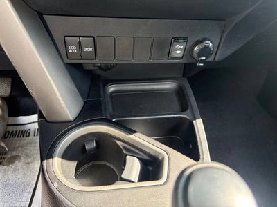 2016 Toyota RAV4 AWD 4dr XLE