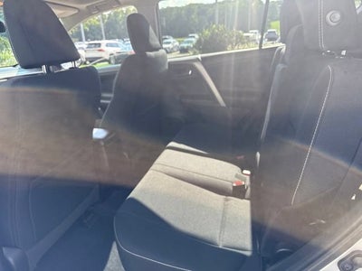 2016 Toyota RAV4 AWD 4dr XLE