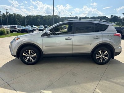2016 Toyota RAV4 AWD 4dr XLE