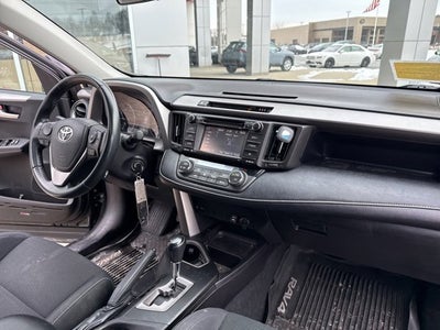 2017 Toyota RAV4 XLE AWD