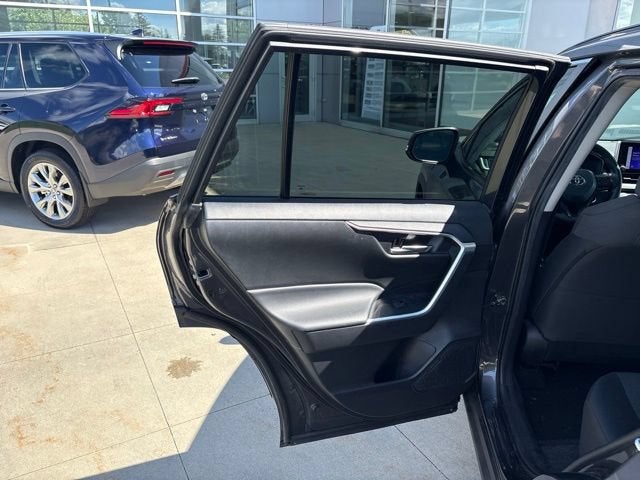 2024 Toyota RAV4 XLE FWD