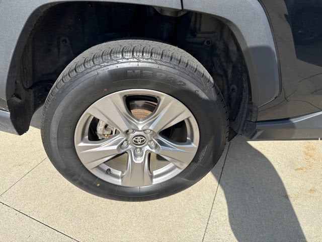 2023 Toyota RAV4 XLE FWD