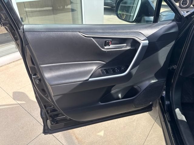 2023 Toyota RAV4 XLE FWD