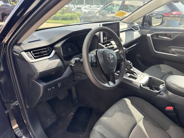 2023 Toyota RAV4 XLE FWD