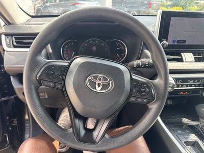 2023 Toyota RAV4 XLE FWD