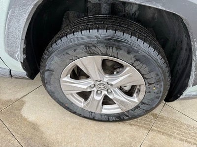 2023 Toyota RAV4 XLE FWD