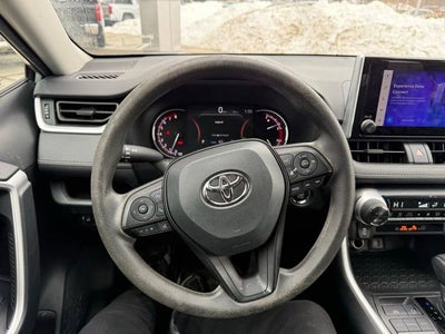 2023 Toyota RAV4 XLE FWD