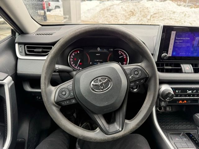2023 Toyota RAV4 XLE FWD