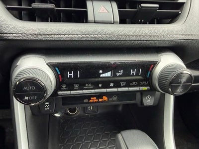 2023 Toyota RAV4 XLE FWD