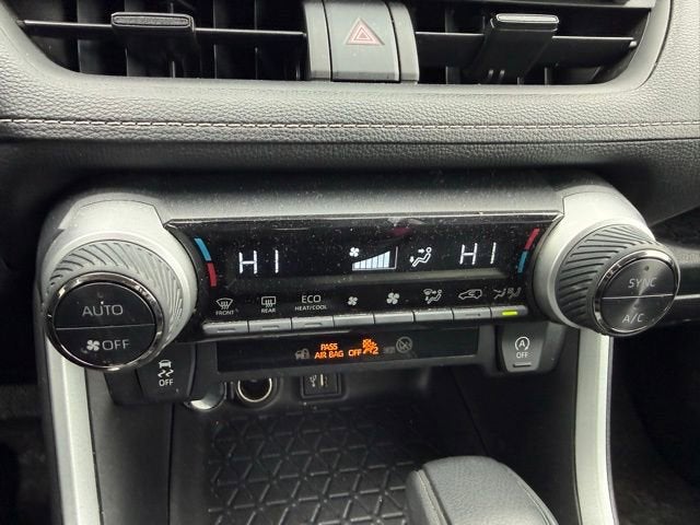 2023 Toyota RAV4 XLE FWD