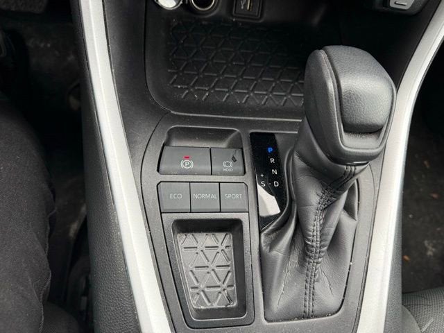 2023 Toyota RAV4 XLE FWD