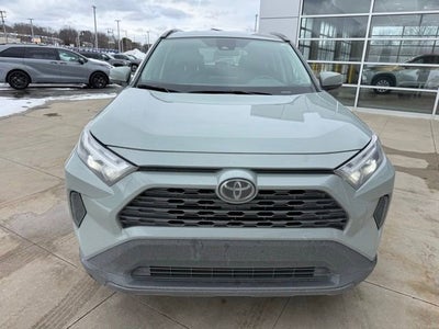 2023 Toyota RAV4 XLE FWD