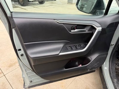 2023 Toyota RAV4 XLE FWD