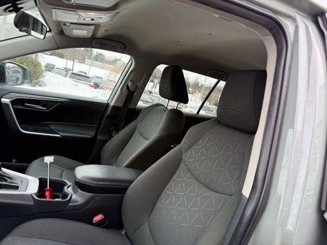 2023 Toyota RAV4 XLE FWD