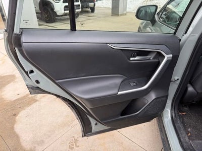 2023 Toyota RAV4 XLE FWD