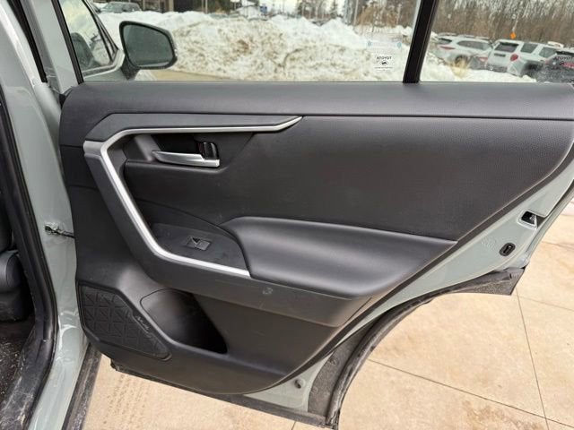 2023 Toyota RAV4 XLE FWD