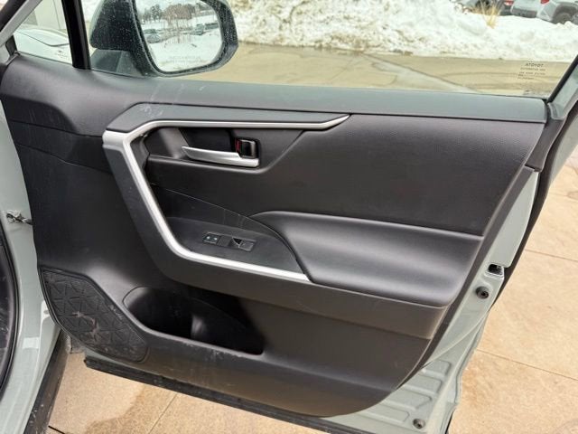 2023 Toyota RAV4 XLE FWD