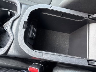 2024 Toyota RAV4 XLE FWD